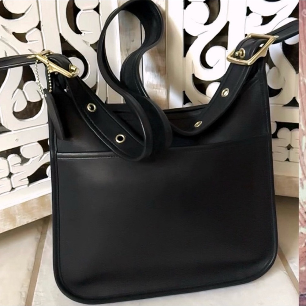 Vintage coach Legacy handbag